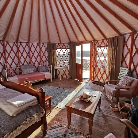 Lough Mardal Eco Lodge