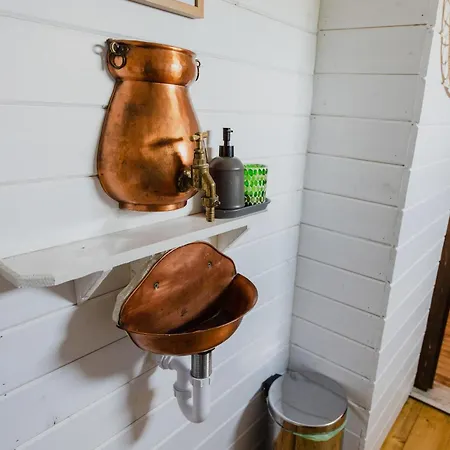 Luxusní stan Lough Mardal Eco Lodge *